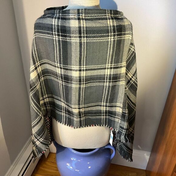 NWT LOF Love of Fashion Pullover Poncho Cape Tartan plaid. ralphlaurenchristmas - Picture 6 of 12